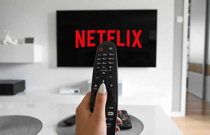 How to Use Netflix From Phone to Their Tv Without Wi-fi